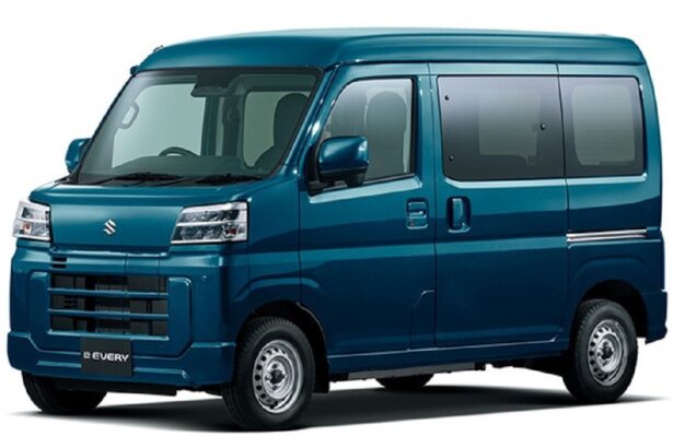 Suzuki meluncurkan e Every di Jepang, van listrik mini komersial hasil kolaborasi dengan Toyota dan Daihatsu dengan jarak tempuh 257 km dan fitur modern.